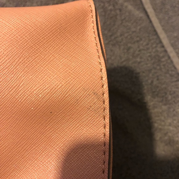 Mauve color authentic Michael Kors bag and wallet - Picture 4 of 6